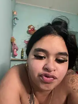 Aloyenita online show from February 4, 6:22 pm