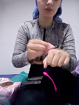 angel naturall online show from February 14, 9:17 pm