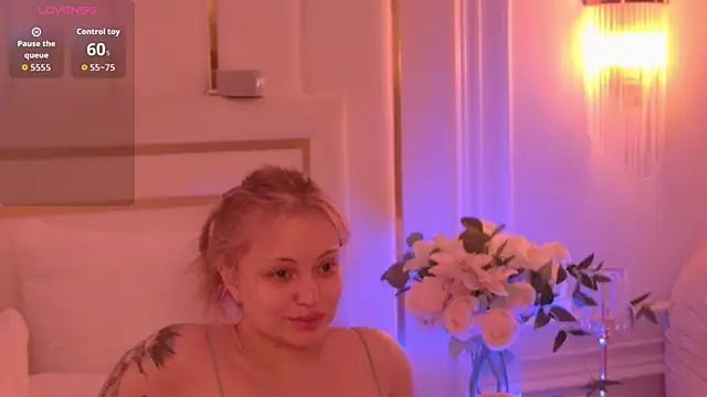 MollyHilton online show from March 3, 5:52 pm