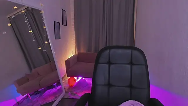 Walterra White online show from February 16, 3:23 pm