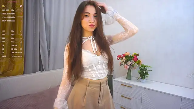 CarlaSpiva online show from February 9, 8:11 pm