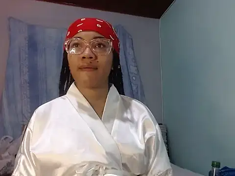 Sexy Supermomm online show from February 26, 11:15 pm