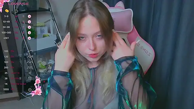 Emiliaaah online show from February 11, 11:12 am