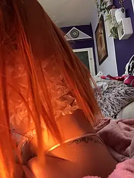 MelaFoxx online show from February 19, 6:29 pm