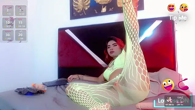 Adriana Rodriguez  online show from February 5, 8:12 pm