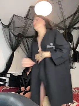 PalmerandSony21 online show from March 1, 11:59 pm