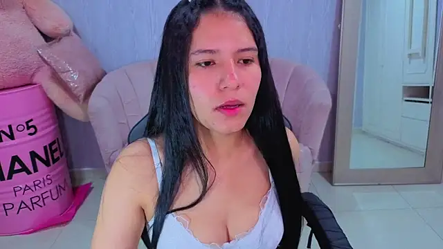 Isabellanoir a online show from February 15, 12:48 pm