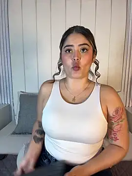 AlannaFoxx online show from February 16, 8:30 pm