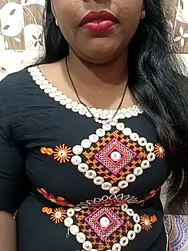 Parul-009 online show from February 21, 9:43 am