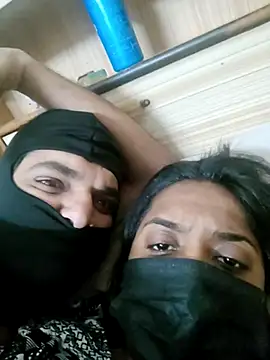 Curvy Simran online show from February 19, 8:07 pm