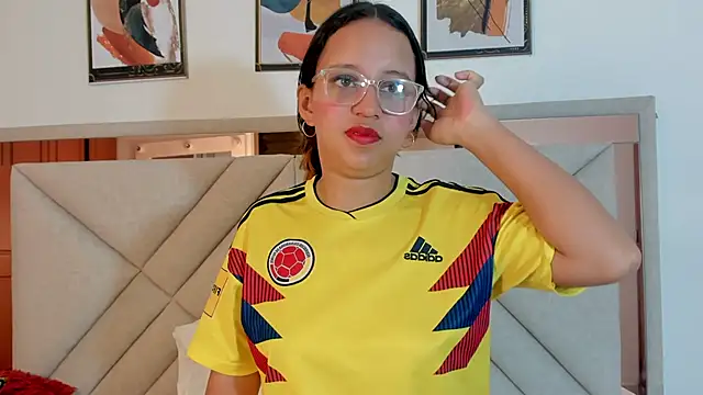 AmberQueen1 online show from February 7, 12:31 pm