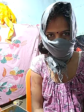 Sexy kiran002 online show from February 18, 1:38 am