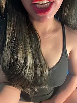 QuynhAnh 2k1 online show from February 26, 9:19 am