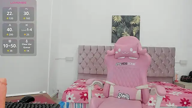 thaliaa smith1 online show from February 21, 9:48 pm