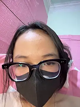 Leeeiuu online show from February 21, 2:07 pm