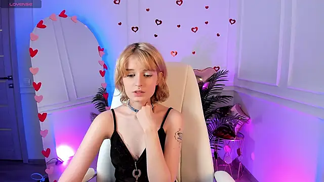 Akimo  online show from February 11, 1:12 pm