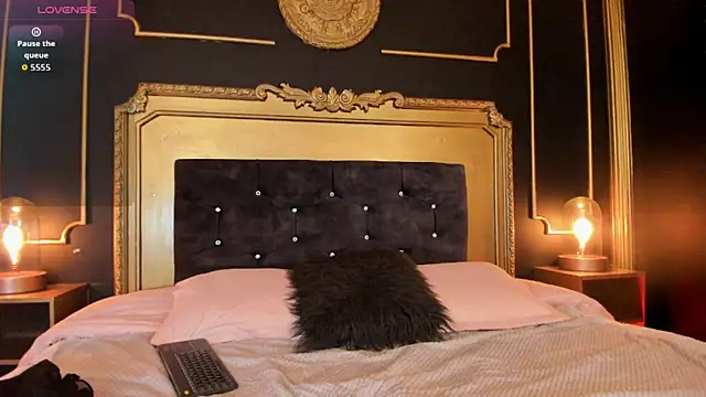 Lilith Naugthy online show from March 2, 11:39 am