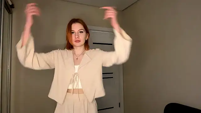 LuxuryRita online show from February 15, 11:09 am