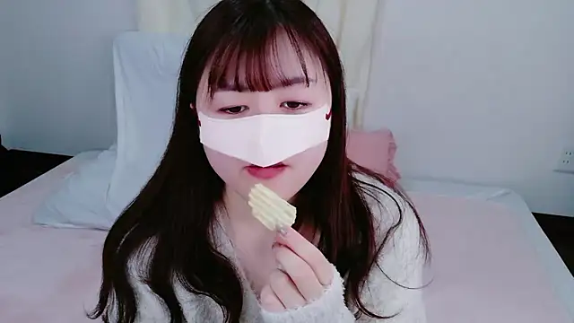 Anzu 25 online show from February 21, 9:32 am