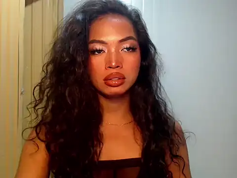 girlyteengrl online show from February 8, 2:21 pm