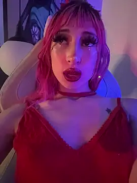 Maaddy LS online show from February 26, 9:47 pm