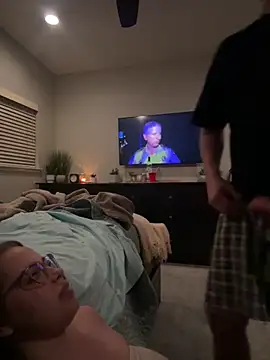 xxlivecouple online show from February 8, 8:07 am