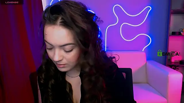 jennifer sheil online show from February 24, 10:36 am