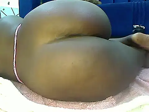 SheSitsOnIt online show from February 27, 5:29 am