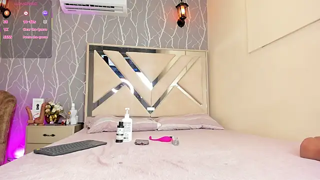 katherine sophia online show from February 26, 1:21 pm