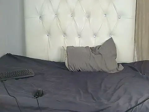 AfricanSquirtMachine online show from February 28, 4:39 pm