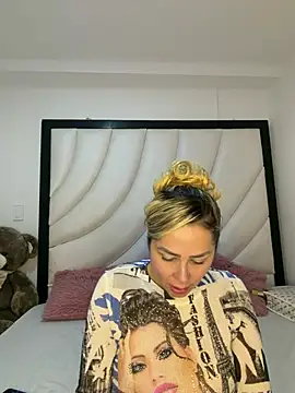 Angelicalove07 online show from February 25, 10:19 pm