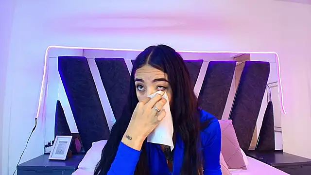 sophia love   online show from February 18, 2:49 pm