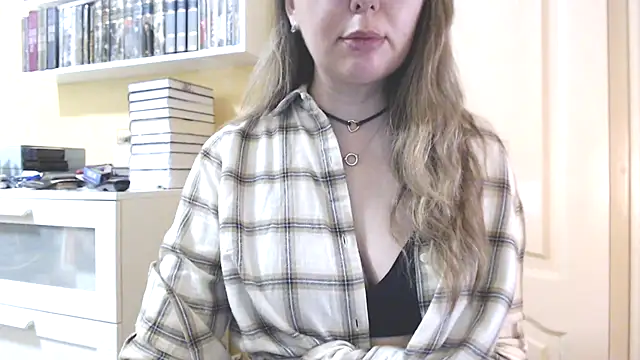 Tasiya online show from February 18, 12:48 pm