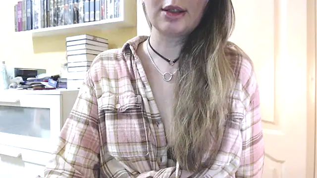 Tasiya online show from February 9, 3:47 pm