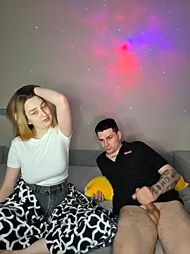 ToxyFoxyy online show from February 10, 3:04 pm