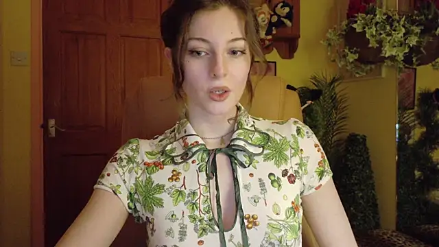 meesey online show from February 26, 8:30 pm