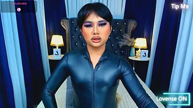 Maliyah Vaughan online show from February 22, 8:10 pm