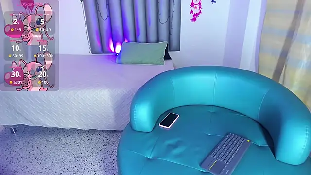 Sharlo Alvarez online show from February 26, 9:14 pm