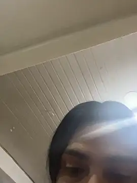 jjasmine34 online show from February 6, 10:35 pm