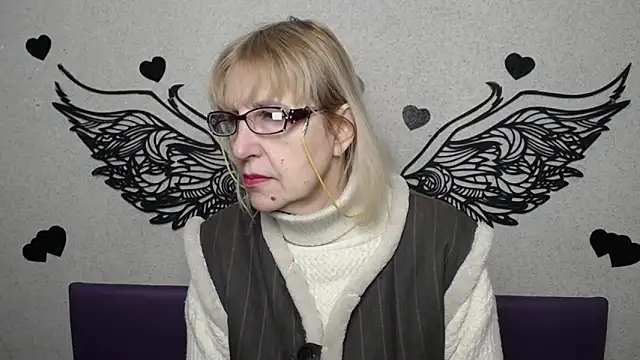 Snapshot of PattySanny chatting on February 9, 2:08 pm PattySanny online show from February 9, 2:08 pm