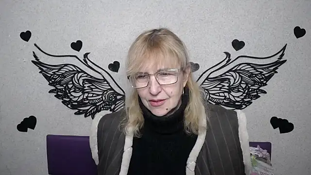 Snapshot of PattySanny chatting on February 22, 12:17 pm PattySanny online show from February 22, 12:17 pm