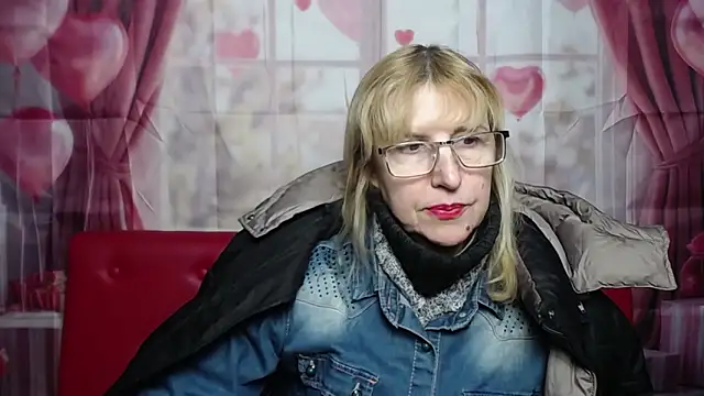 Snapshot of PattySanny chatting on February 26, 5:01 pm PattySanny online show from February 26, 5:01 pm