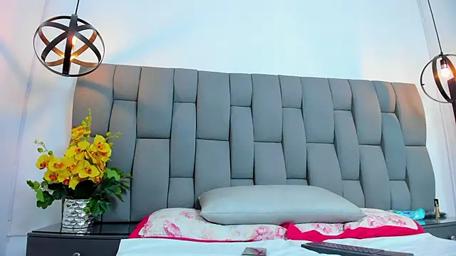 Abbieforero online show from February 11, 7:48 pm