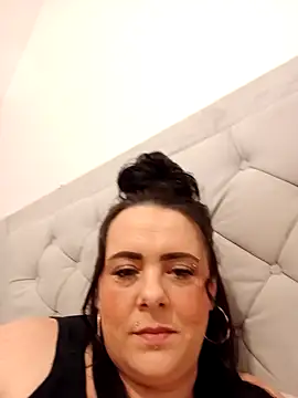 louisa36 online show from February 13, 10:11 pm