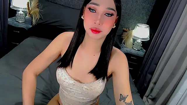 saphira fucks online show from February 11, 6:42 pm