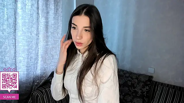 LaneLove1 online show from February 15, 11:20 am