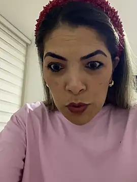 Encantadora Eva online show from February 13, 1:40 am