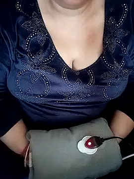 Simran 008 online show from February 9, 7:10 am