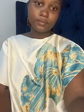 shyNia online show from February 20, 9:48 pm