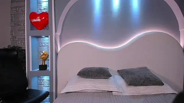 Sweet Celeste06 online show from February 18, 7:46 pm